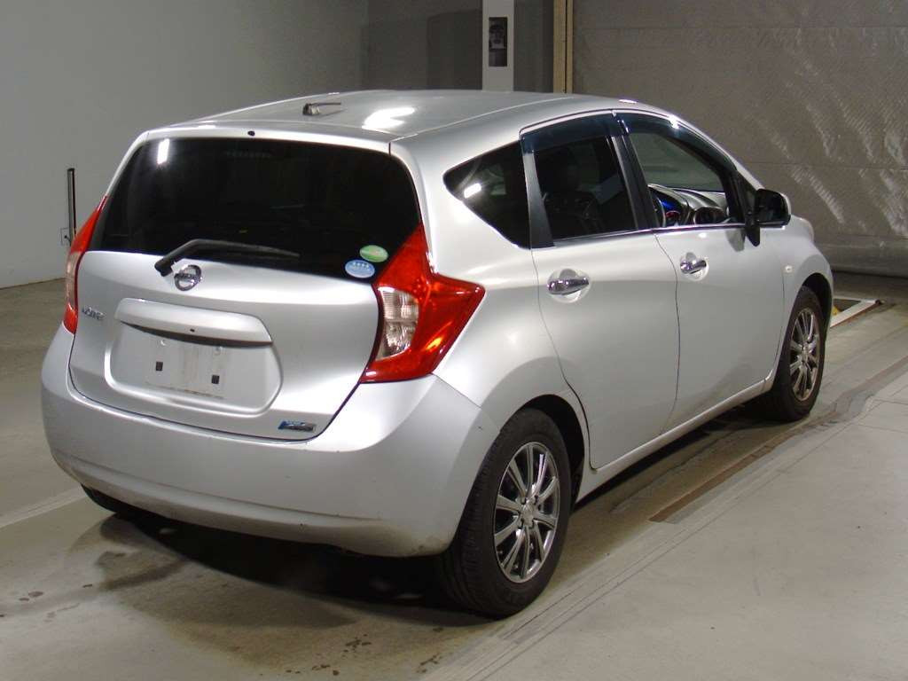 2012 Nissan Note E12[1]