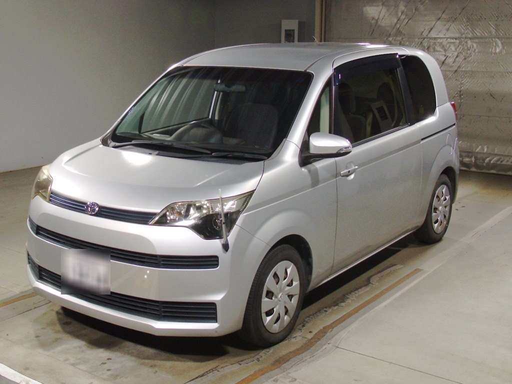 2012 Toyota Spade NCP141[0]