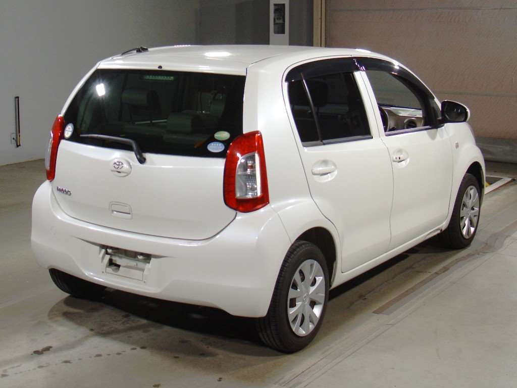 2014 Toyota Passo KGC30[1]