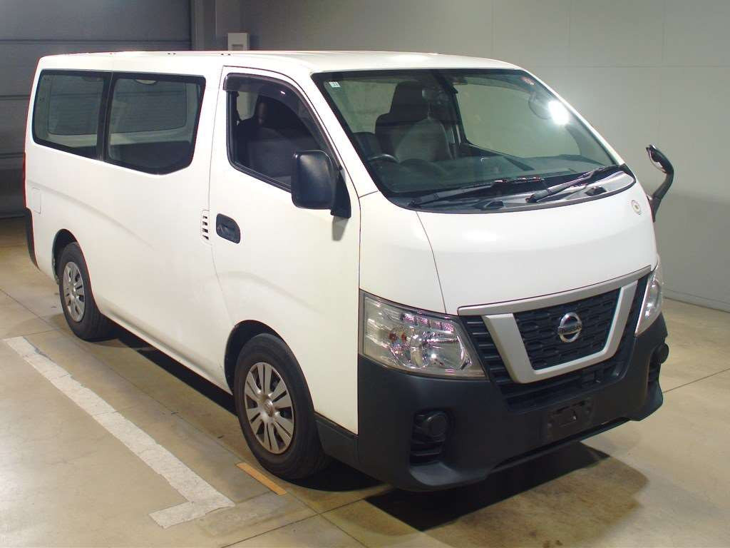 2018 Nissan NV350 CARAVAN VAN VW2E26[2]