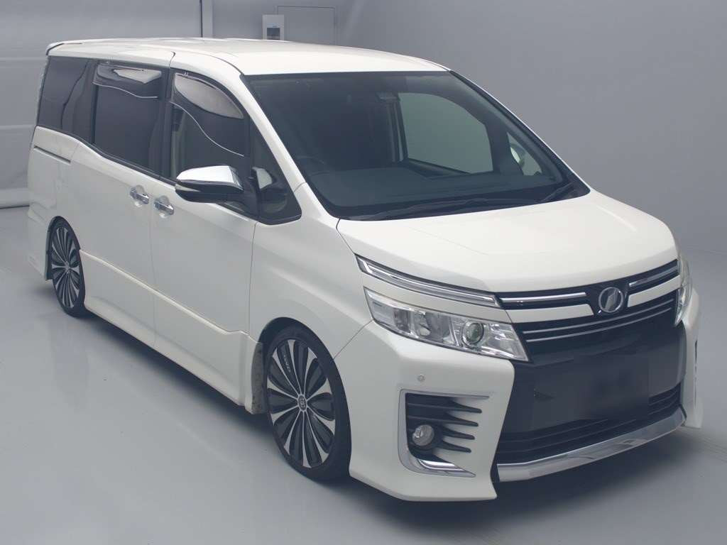 2016 Toyota Voxy ZRR80W[2]