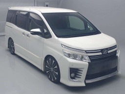 2016 Toyota Voxy