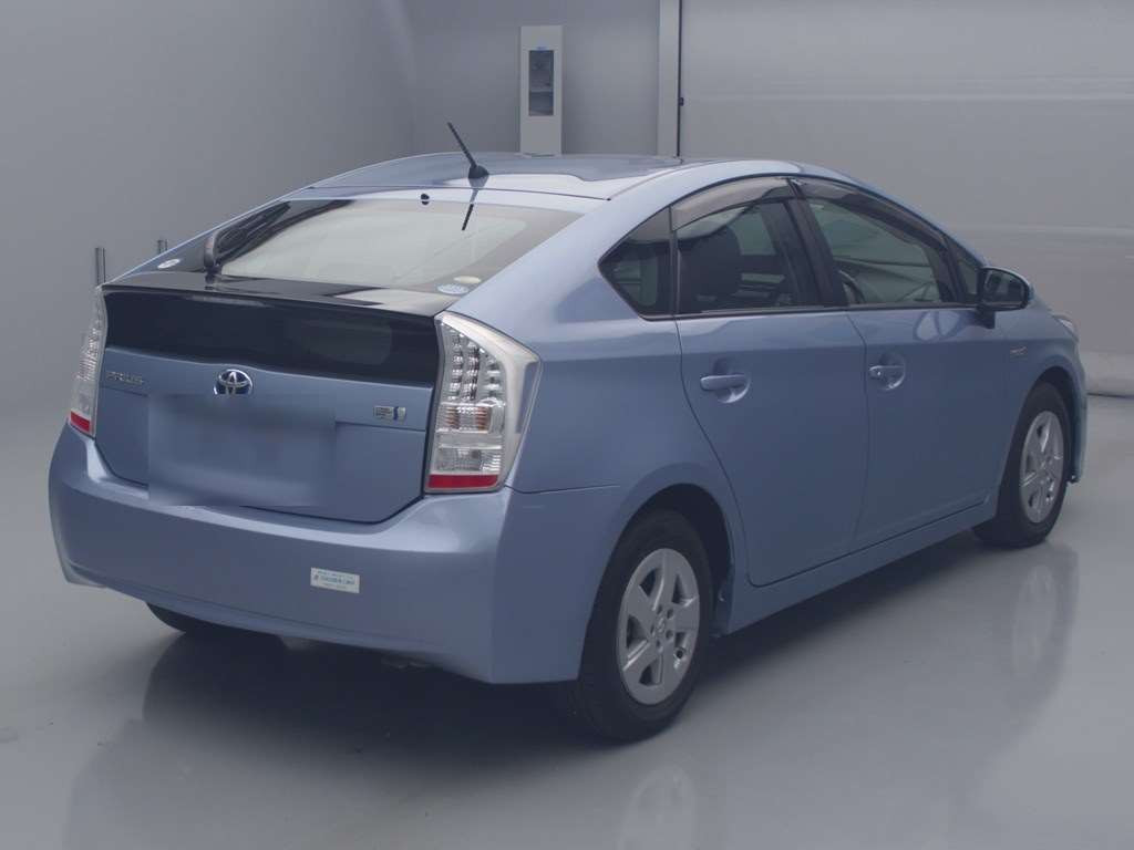 2011 Toyota Prius ZVW30[1]