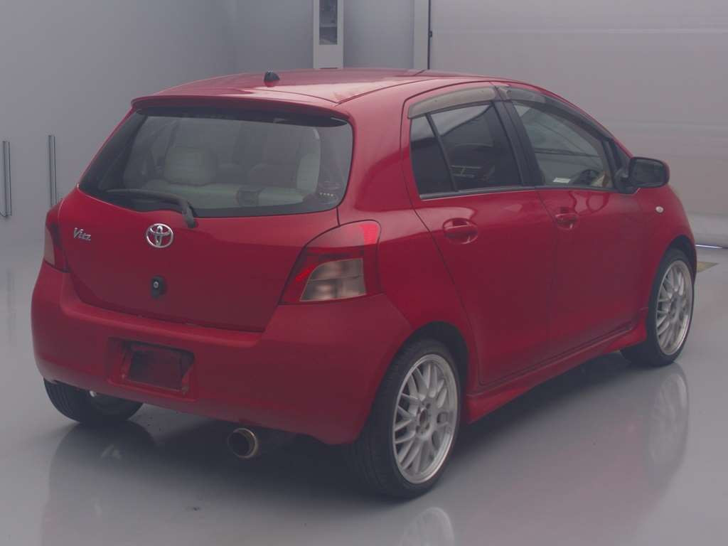 2006 Toyota Vitz KSP90[1]