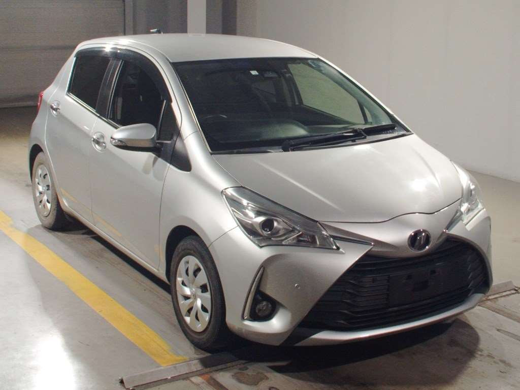 2020 Toyota Vitz NSP130[2]