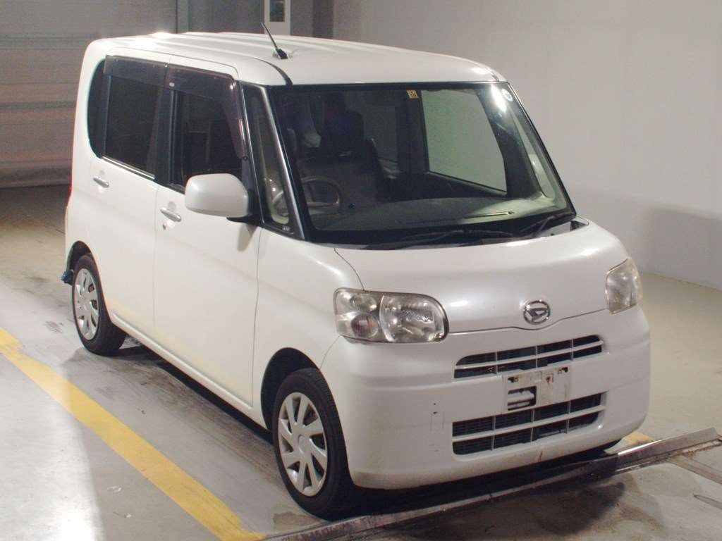 2012 Daihatsu Tanto L375S[2]