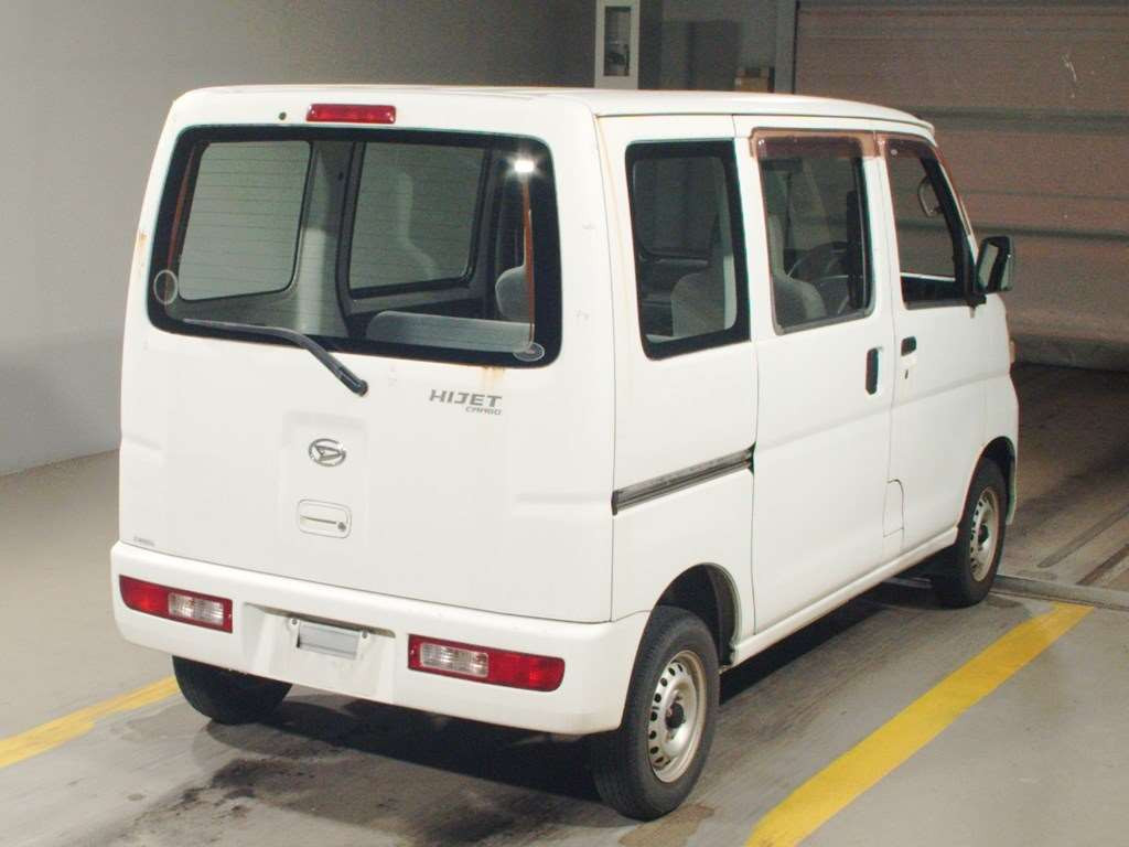 2011 Daihatsu Hijet Cargo S321V[1]