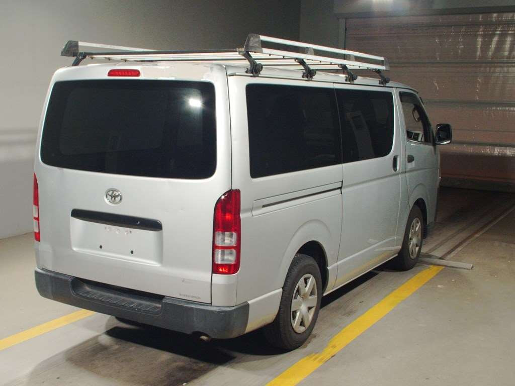 2006 Toyota Hiace Van KDH200V[1]