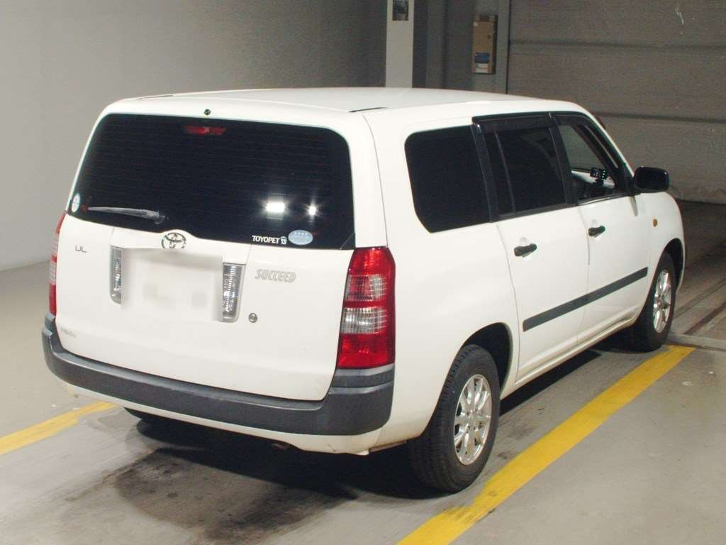 2014 Toyota Succeed Van NCP51V[1]