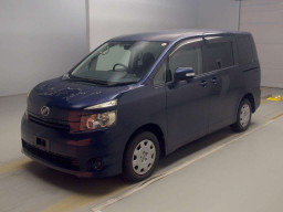 2009 Toyota Voxy