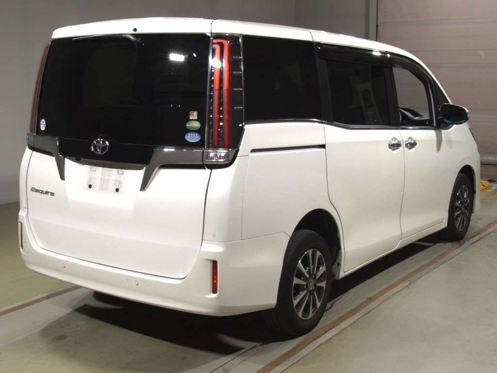 2019 Toyota Esquire ZRR85G[1]