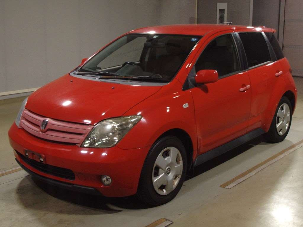 2003 Toyota IST NCP61[0]