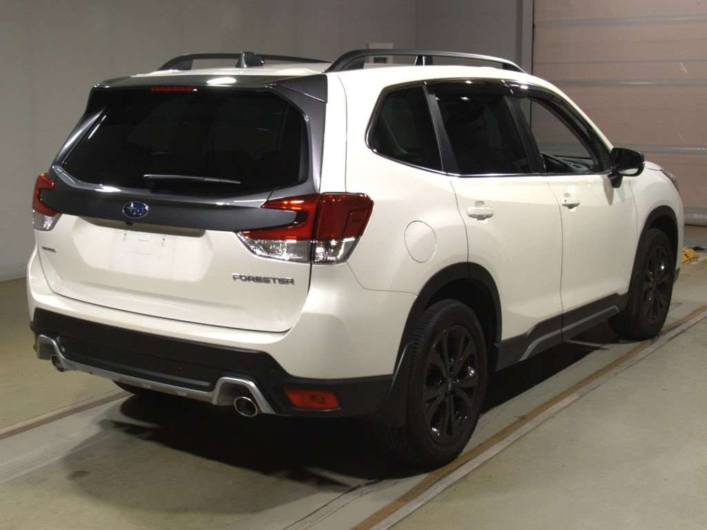 2021 Subaru Forester SK5[1]