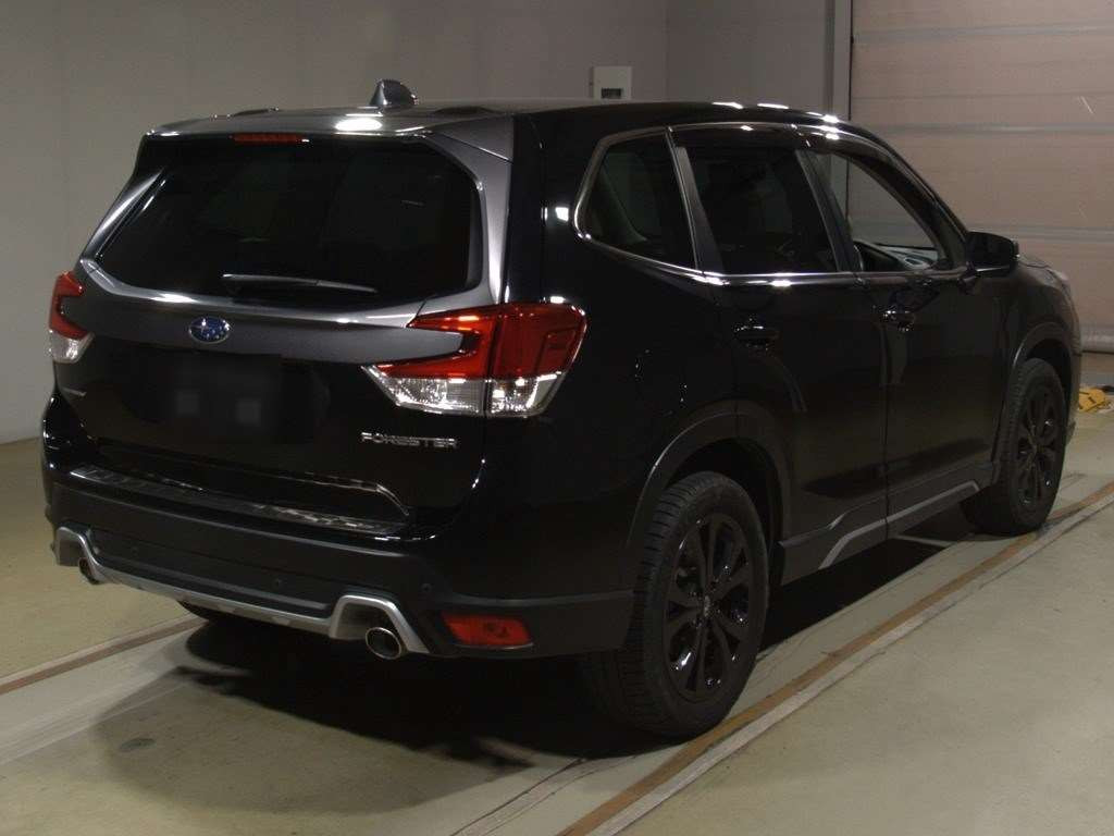 2021 Subaru Forester SK5[1]