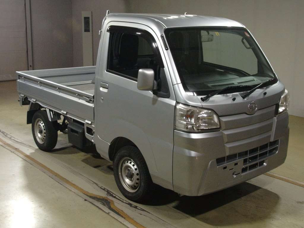 2017 Daihatsu Hijet Truck S500P[2]