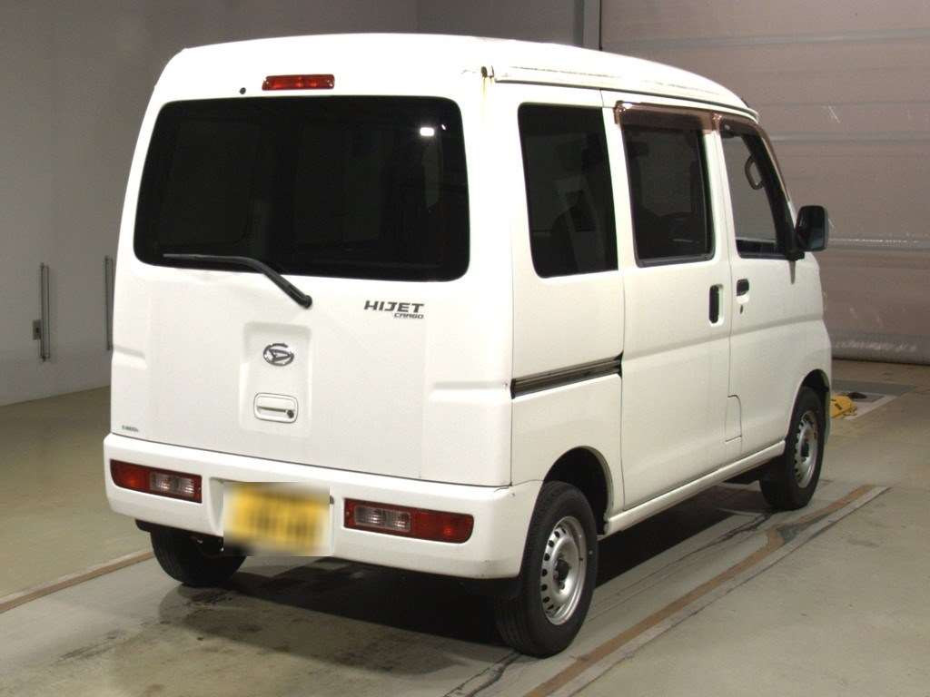 2015 Daihatsu Hijet Cargo S321V[1]