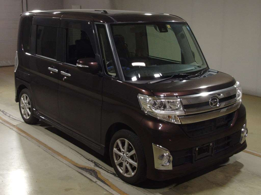 2015 Daihatsu Tanto Custom LA600S[2]