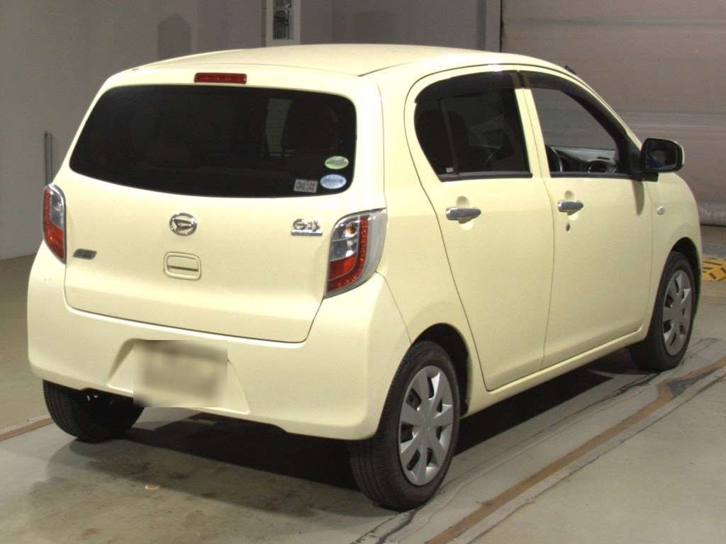 2014 Daihatsu Mira es LA300S[1]