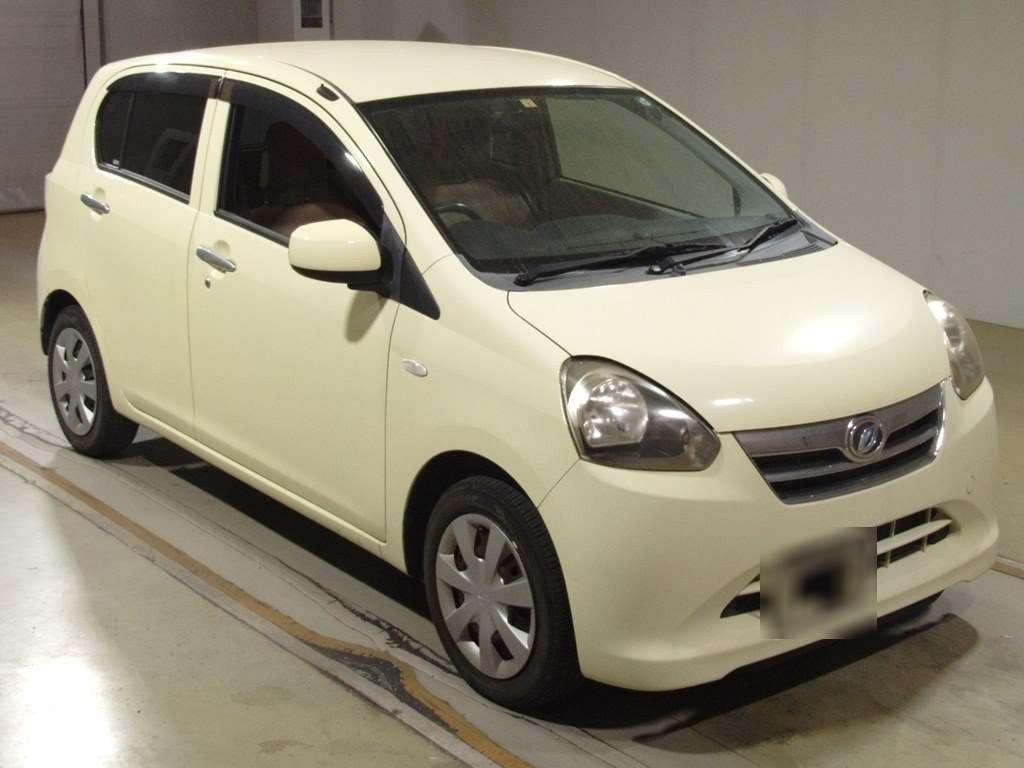 2014 Daihatsu Mira es LA300S[2]