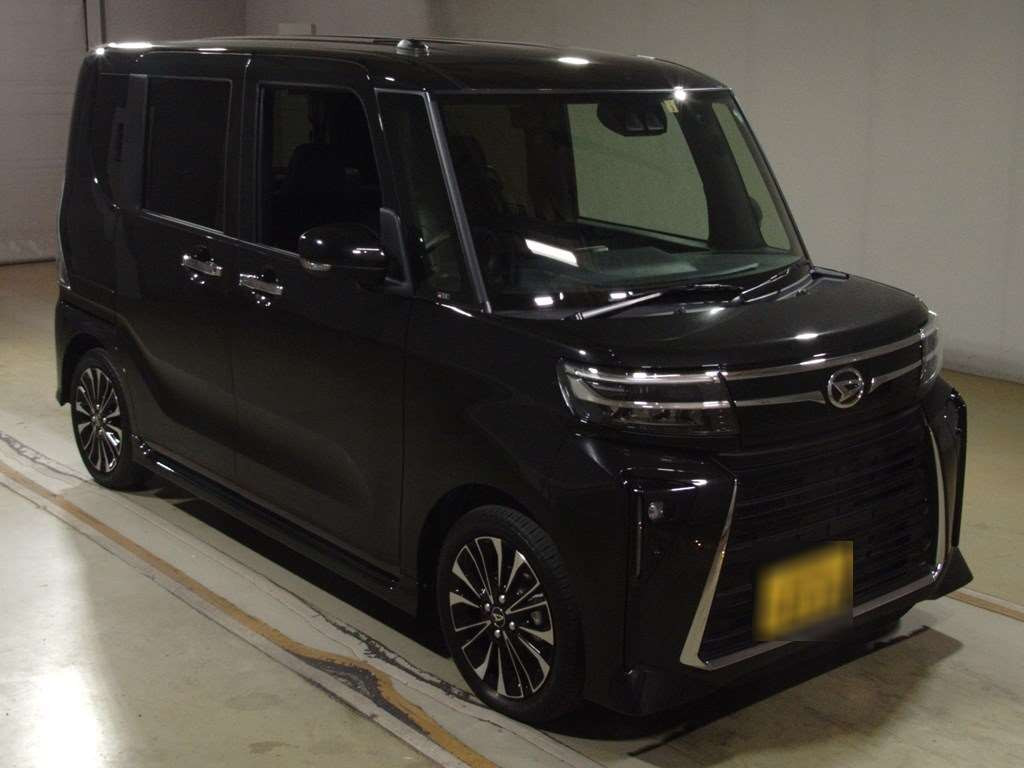 2023 Daihatsu Tanto Custom LA650S[2]