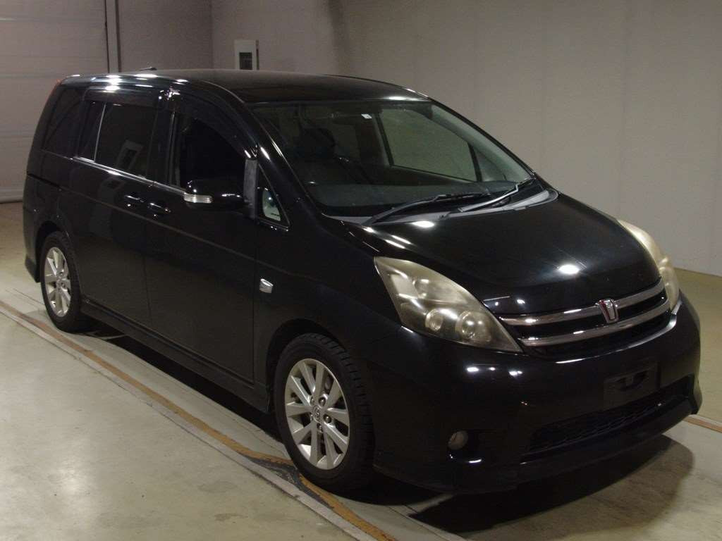 2010 Toyota Isis ZGM11W[2]