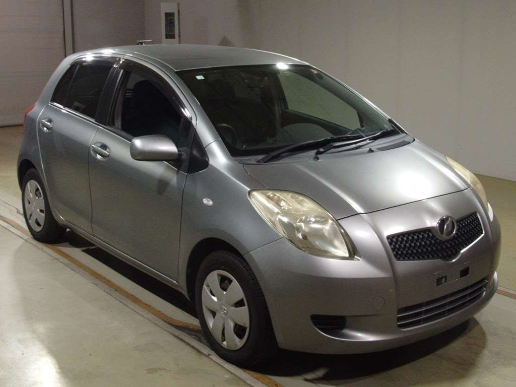 2006 Toyota Vitz SCP90[2]