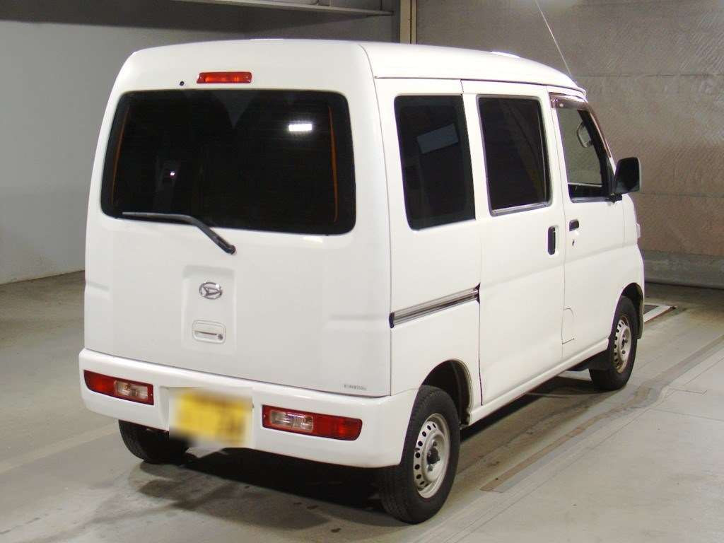 2015 Daihatsu Hijet Cargo S321V[1]