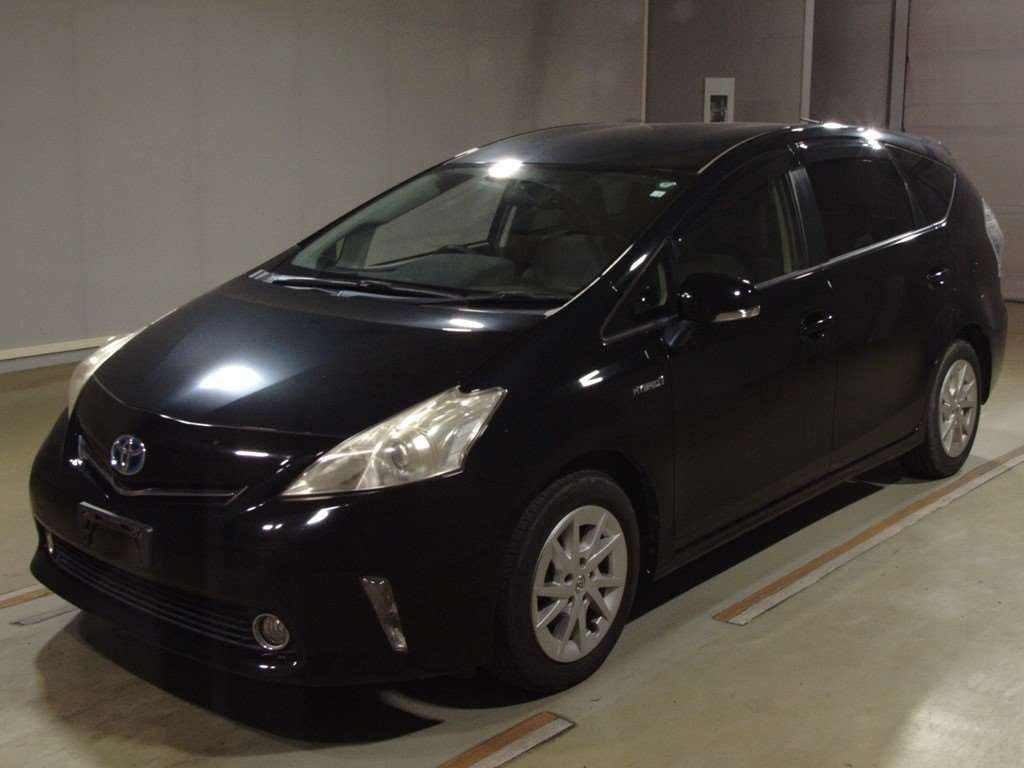 2012 Toyota Prius alpha ZVW41W[0]