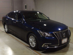 2016 Toyota Crown Hybrid