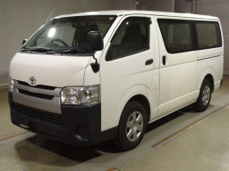 2018 Toyota Regiusace Van