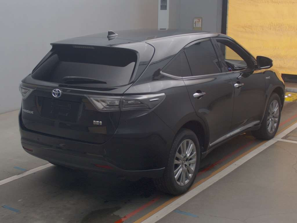 2017 Toyota Harrier Hybrid AVU65W[1]