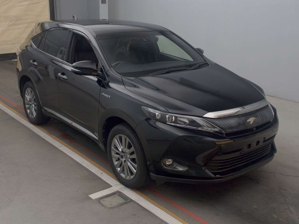 2017 Toyota Harrier Hybrid AVU65W[2]