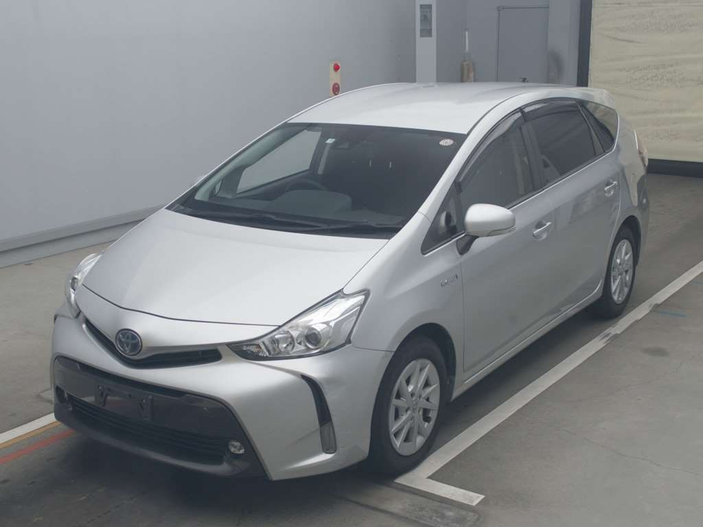 2019 Toyota Prius alpha ZVW41W[0]