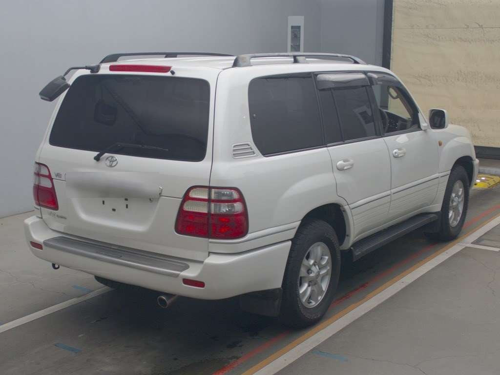 2003 Toyota Land Cruiser 100 UZJ100W[1]