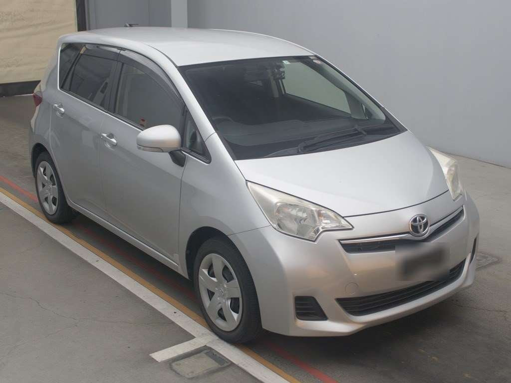 2012 Toyota Ractis NSP120[2]