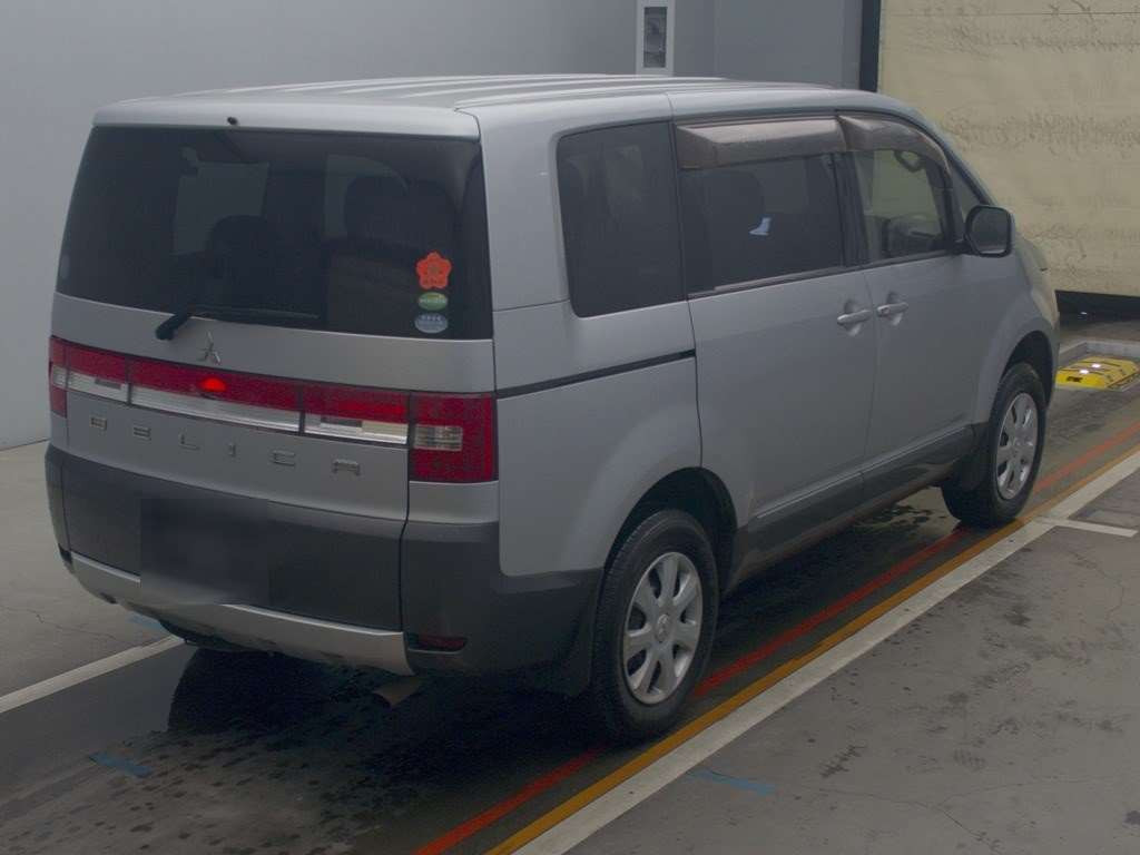 2015 Mitsubishi Delica D5 CV5W[1]