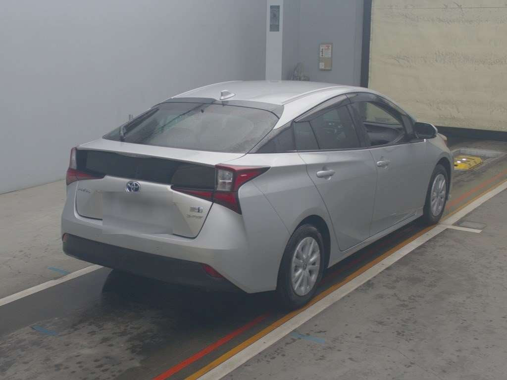 2021 Toyota Prius ZVW55[1]