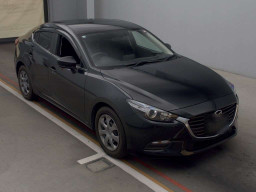 2017 Mazda Axela