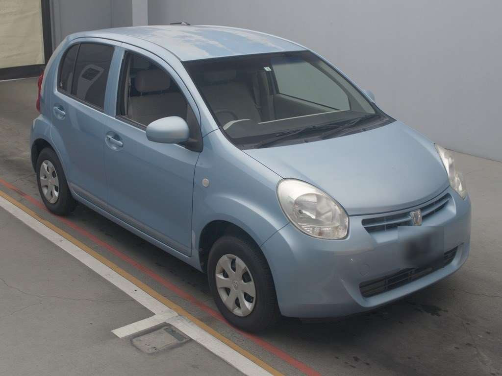 2012 Toyota Passo KGC30[2]