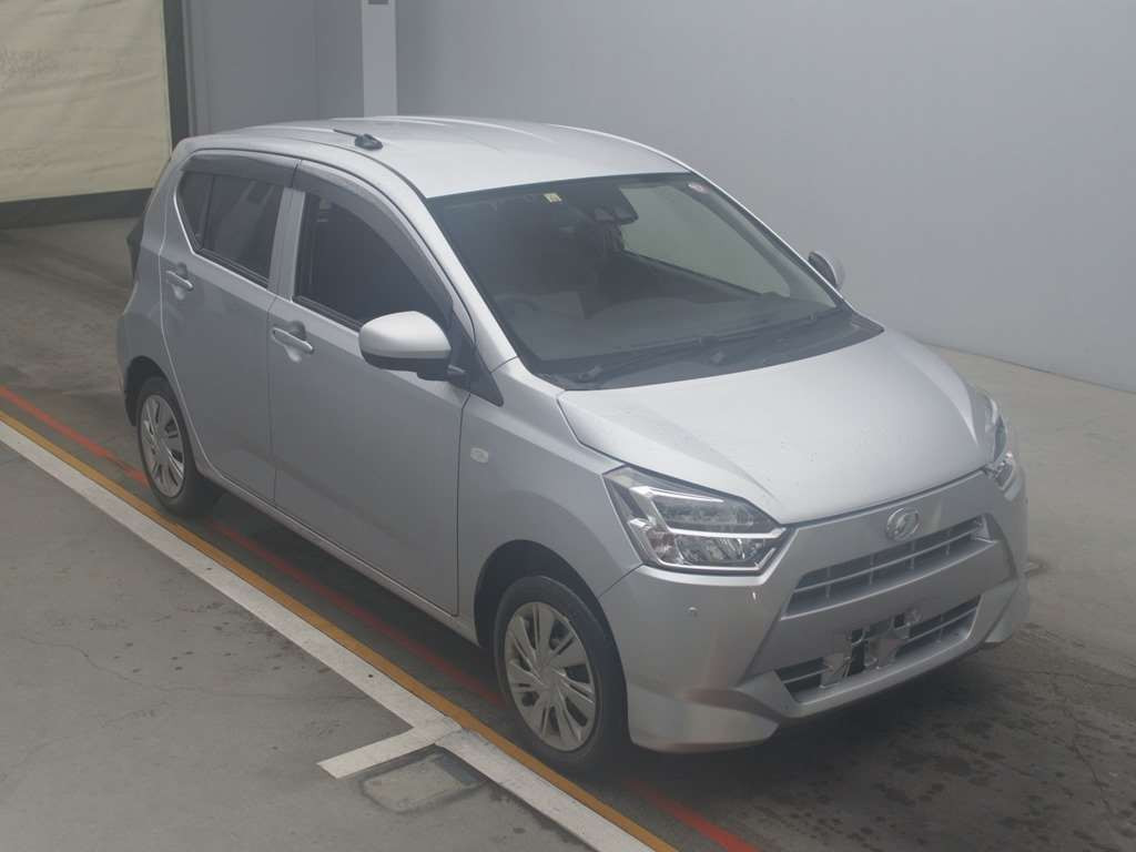 2021 Daihatsu Mira es LA360S[2]