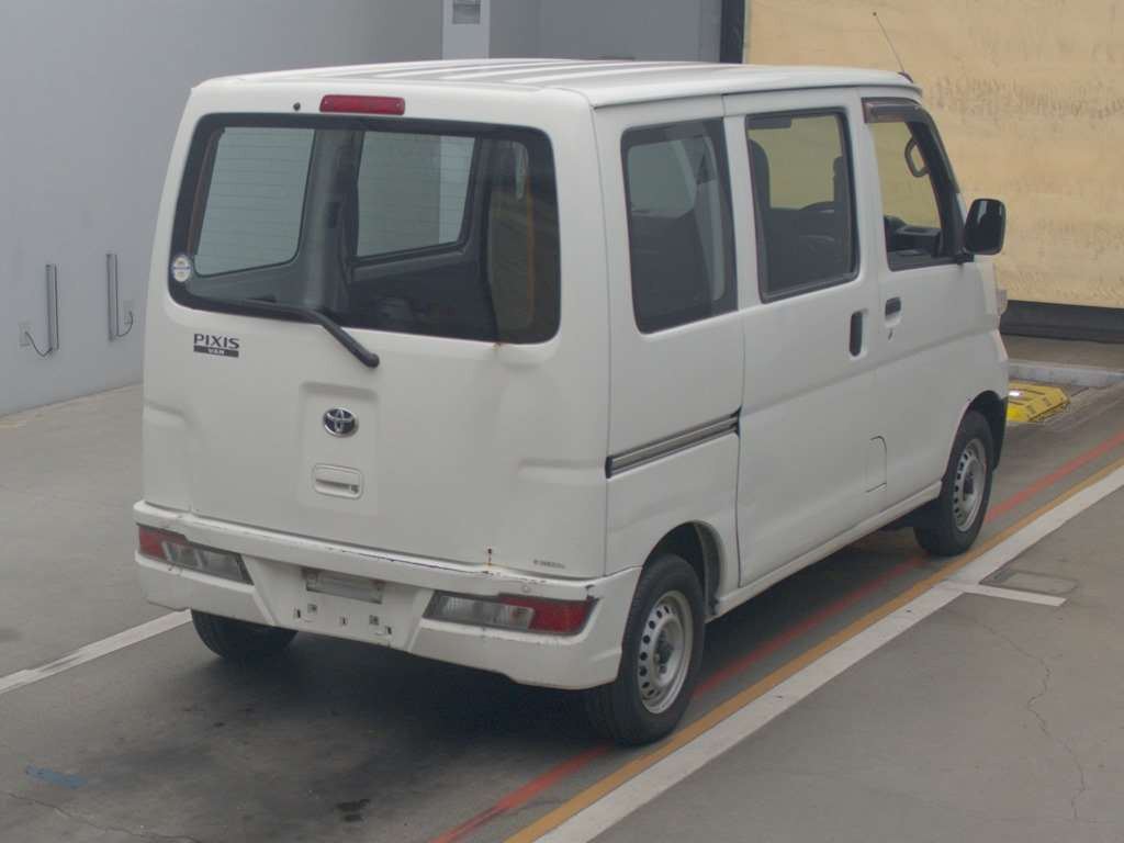 2018 Toyota Pixis Van S331M[1]