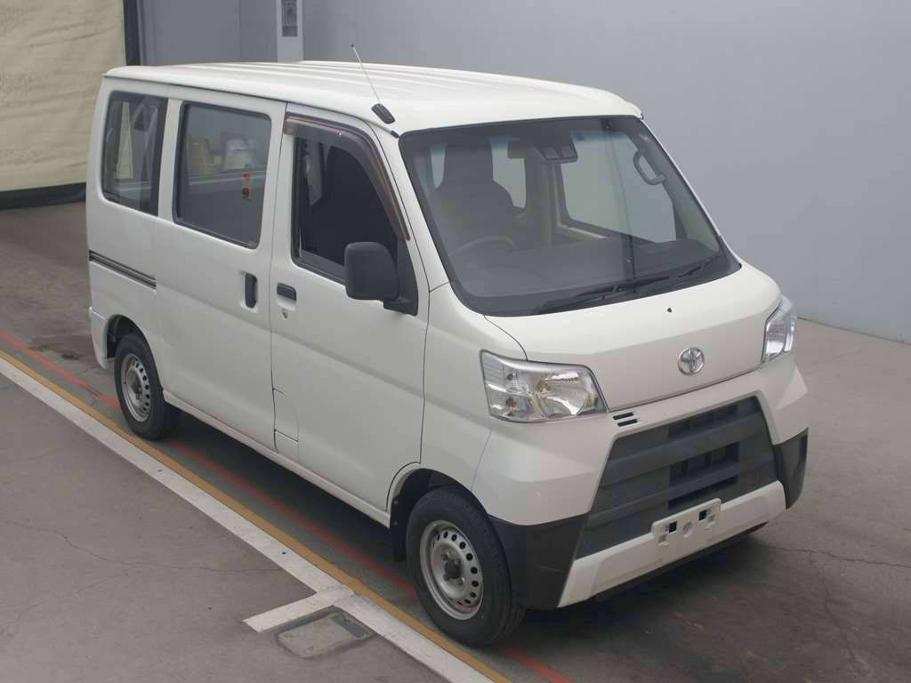 2018 Toyota Pixis Van S331M[2]