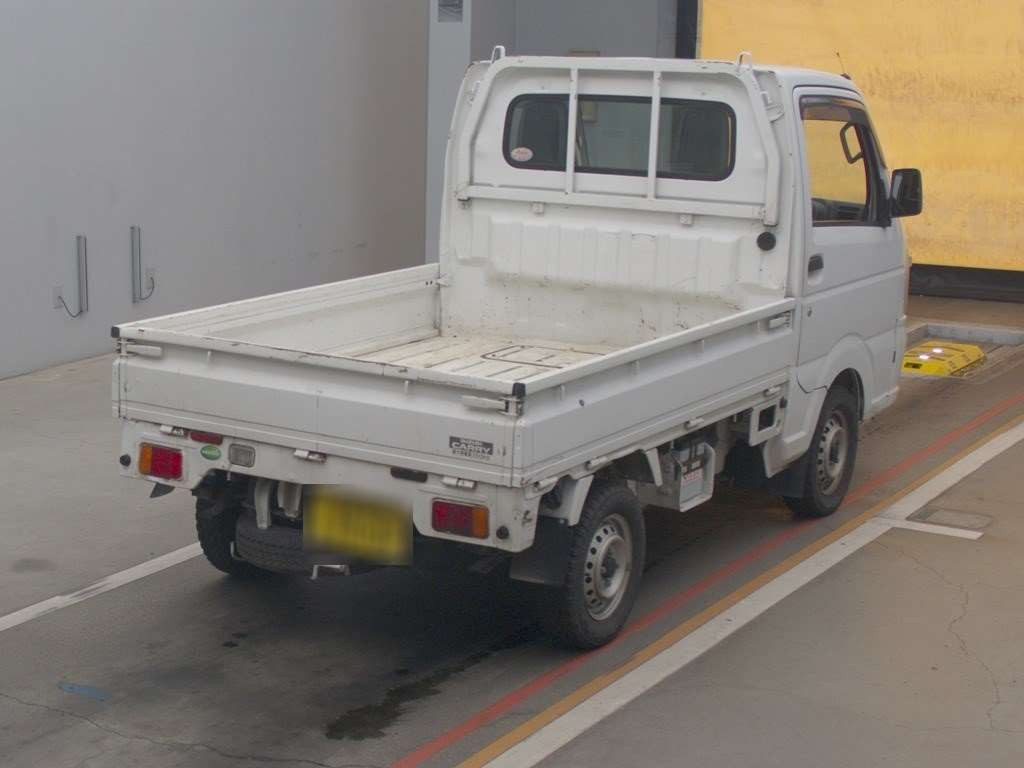 2014 Suzuki Carry Truck DA16T[1]