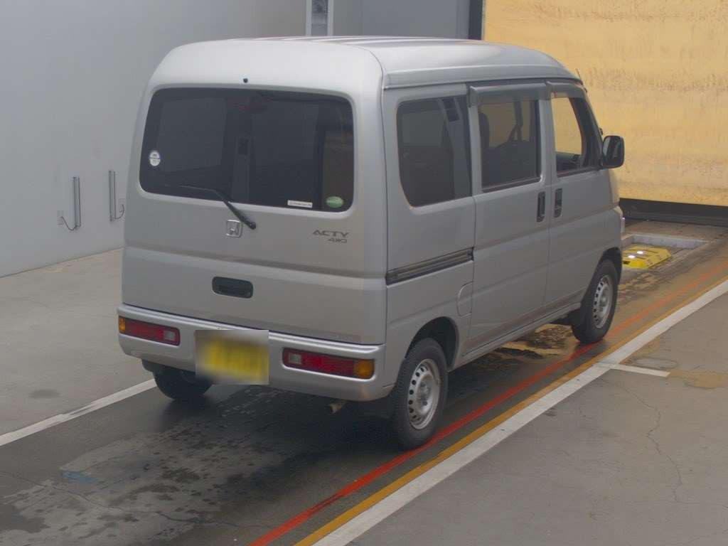 2016 Honda Acty Van HH6[1]