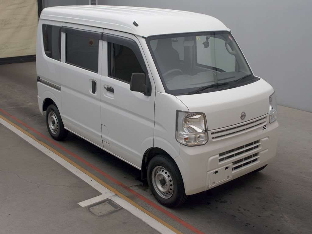 2020 Nissan NV100 Clipper DR17V[2]