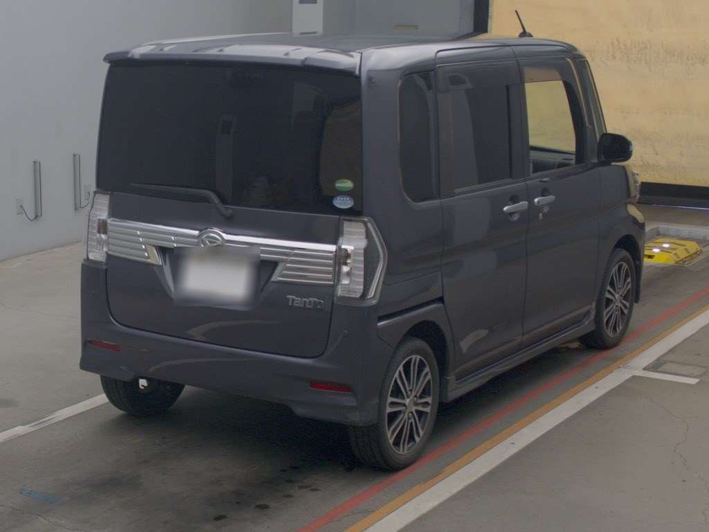 2017 Daihatsu Tanto LA600S[1]