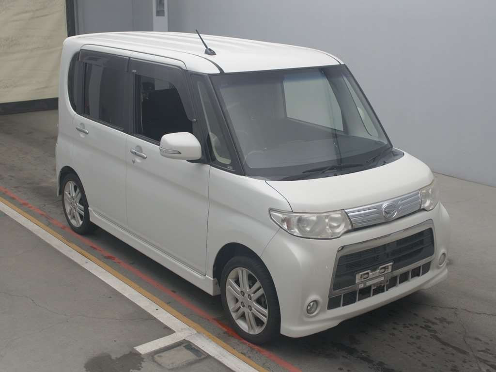 2012 Daihatsu Tanto Custom L375S[2]