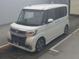 2019 Daihatsu Tanto Custom