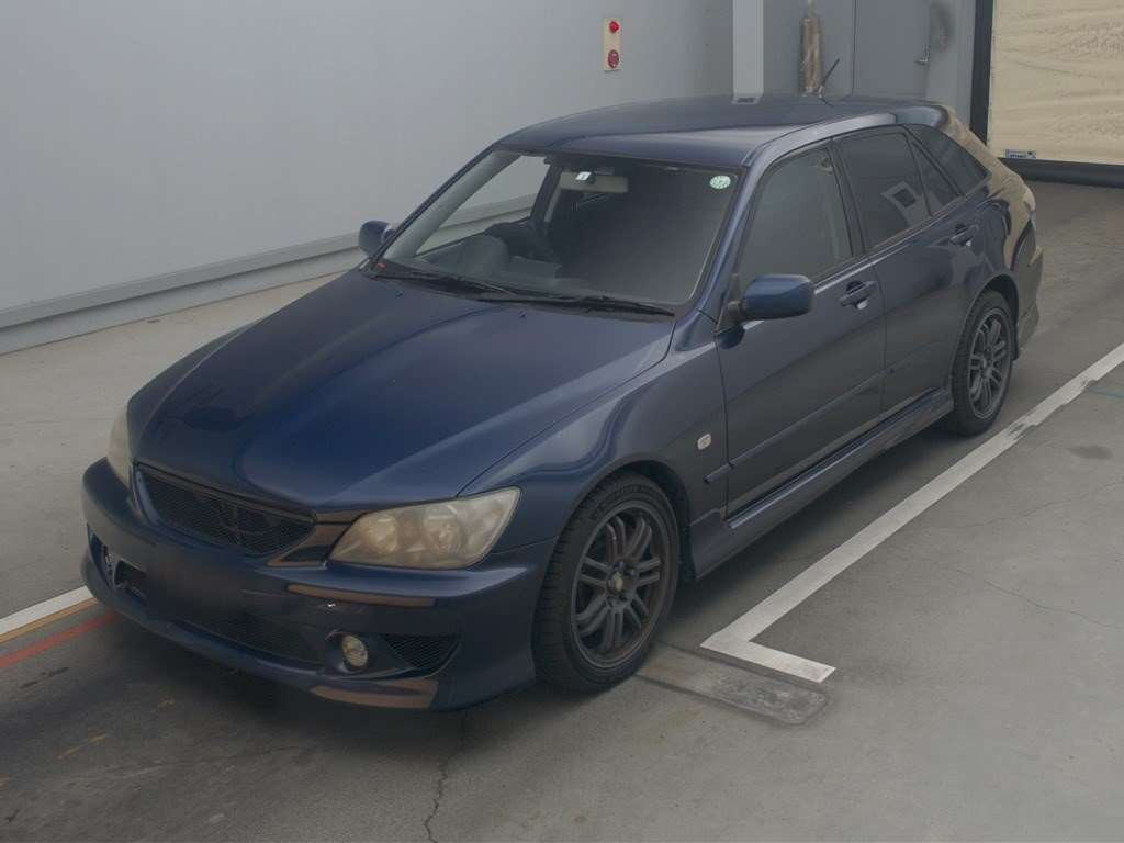 2004 Toyota Altezza Gita JCE10W[0]