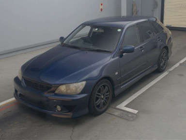 2004 Toyota Altezza Gita